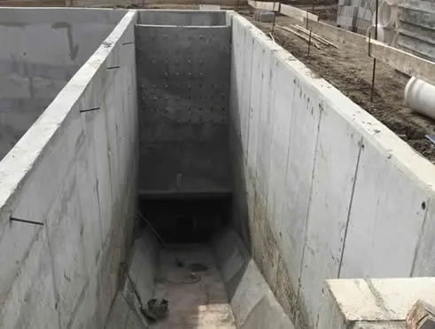 (Tanque pulmón y sedimentador de lodos, Mayo 2016)